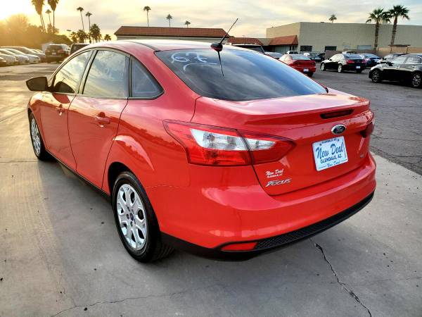 2012 Ford Focus SE Sedan FREE CARFAX ON EVERY VEHICLE - cars &... for sale in Glendale, AZ – photo 3
