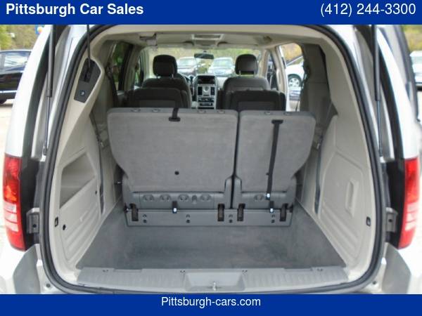2010 Chrysler Town & Country 4dr Wgn Touring with 4-wheel disc for sale in Pittsburgh, PA – photo 17