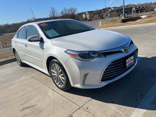 2018 Toyota Avalon XLE (Natl) - - by dealer - vehicle for sale in Omaha, NE – photo 4