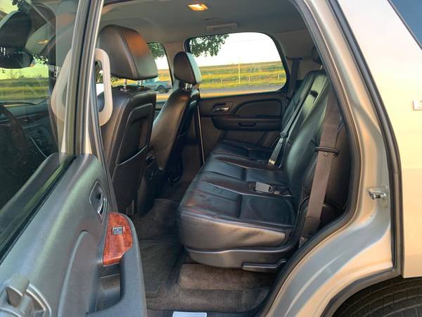 2009 CHEVY TAHOE,LT, VERY CLEAN - cars & trucks - by owner - vehicle... for sale in Houston, TX – photo 13