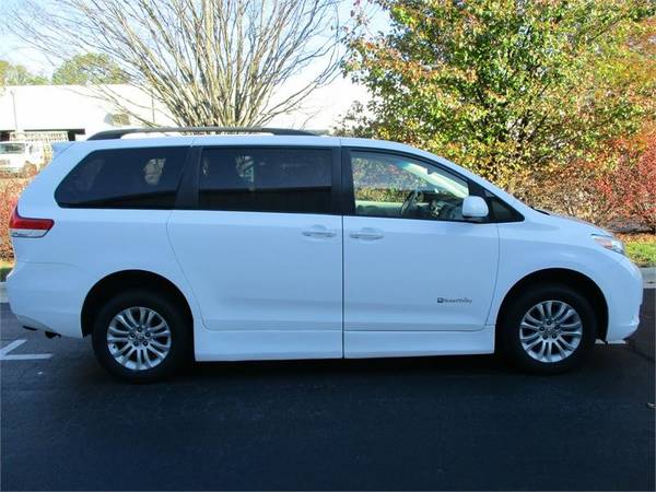 HANDICAP/WHEELCHAIR ACCESSIBLE VAN - 2011 TOYOTA SIENNA XLE/LIMITED... for sale in Raleigh, SC – photo 2