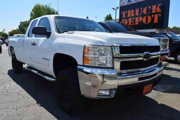 2008 Chevrolet Chevy Silverado 2500HD LT1 4WD 4dr Extended Cab LB for sale in Sacramento , CA – photo 2