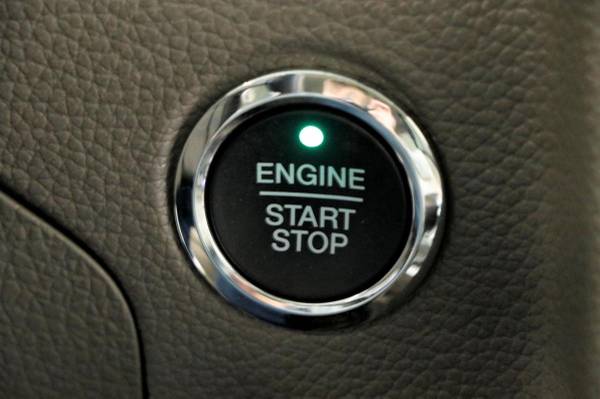 BLUETOOTH White 2017 Lincoln Navigator Select 4X4 4WD SUV CAMERA for sale in Clinton, MO – photo 8