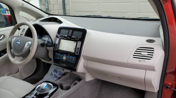 2014 NISSAN LEAF/ELECTRIC/NAVIGATION - - by dealer for sale in Colorado Springs, CO – photo 12
