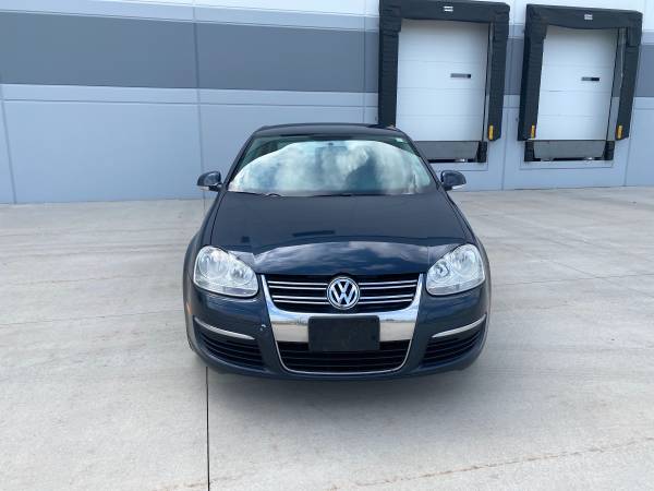 2007 Volkswagen Jetta - - by dealer - vehicle for sale in Lake Bluff, IL – photo 10