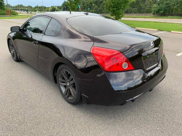 2011 Nisan Altima SL Coupe - Fully Loaded - Runs Perfect for sale in Temple Hills, District Of Columbia – photo 3