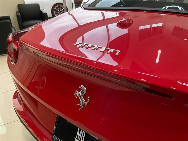 2017 Ferrari California T Convertible Convertible for sale in Bellingham, WA – photo 11