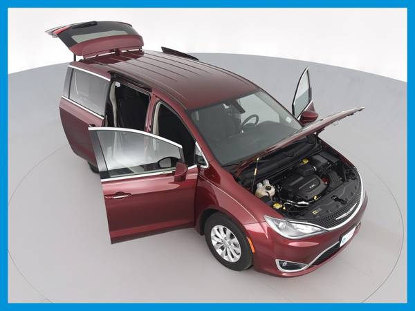 2018 Chrysler Pacifica Touring Plus Minivan 4D van Burgundy for sale in Baltimore, MD – photo 21