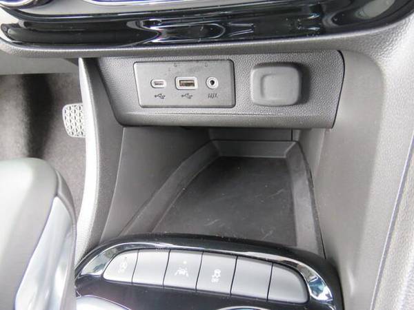 2020 Buick Encore GX Preferred - SUV - - by dealer for sale in Healdsburg, CA – photo 17