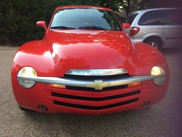 2003 CHEVY SSR HARDTOP CONVERTIBLE ROADSTER 107000 MILES JUST $14995!! for sale in Camdenton, MO – photo 2