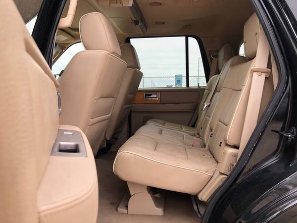 2008 Lincoln Navigator 4WD! - - by dealer - vehicle for sale in El Paso, TX – photo 10