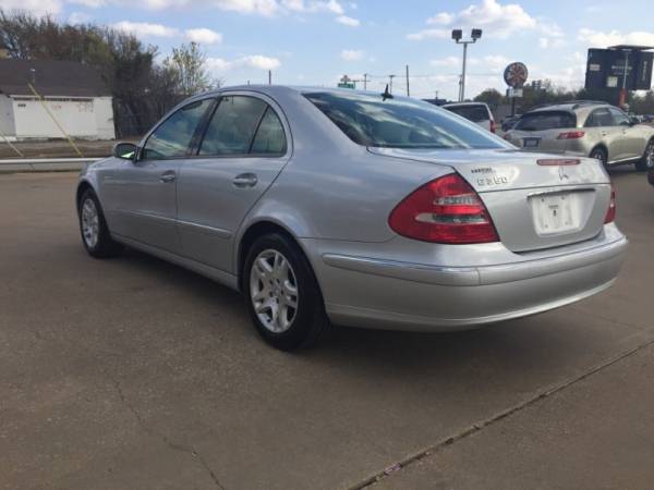 2006 Mercedes-Benz E-Class 4dr Sdn 3.5L Leather/Sunroof 5500 Cash...... for sale in Fort Worth, TX – photo 4