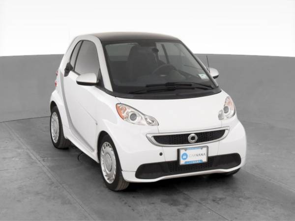 2015 smart fortwo Passion Hatchback Coupe 2D coupe White - FINANCE -... for sale in San Bruno, CA – photo 16