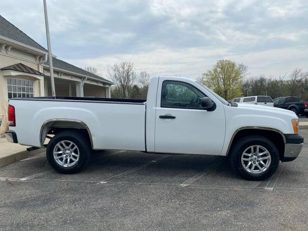 2012 GMC Sierra 1500 Work Truck 4x2 2dr Regular Cab 8 ft LB - cars for sale in Lancaster, OH – photo 2