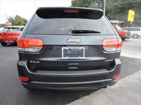 2015 Jeep Grand Cherokee Laredo E for sale in Salem, MA – photo 8