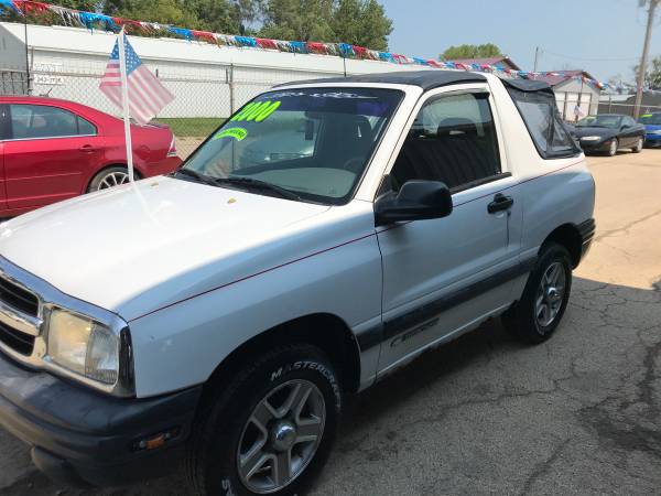 2003 Chevrolet Tracker Convertible Top 108,000 MILES - cars & trucks... for sale in Clinton, IA – photo 2