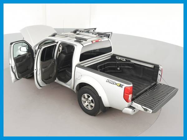 2013 Nissan Frontier Crew Cab PRO-4X Pickup 4D 5 ft pickup Silver for sale in Van Nuys, CA – photo 17