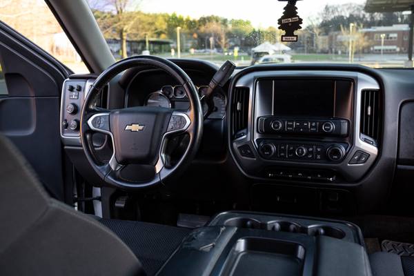 2014 Chevrolet 1500 2LT Z71 - cars & trucks - by owner - vehicle... for sale in Wayland, MA – photo 12