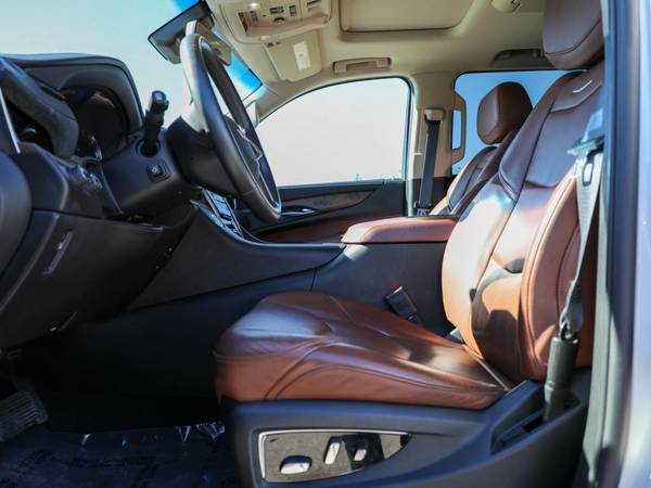 2017 Cadillac Escalade Premium Luxury 6.2L V8 *4x4* SUV ALL FRESH... for sale in Spokane, WA – photo 8