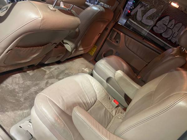 2009 Toyota Sienna - cars & trucks - by owner - vehicle automotive... for sale in Jamaica, NY – photo 15