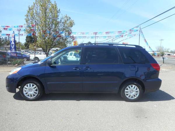 2006 TOYOTA SIENNA CE 7-Passenger 4dr Mini-Van for sale in Anderson, CA – photo 4