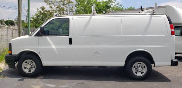 2017 CHEVY EXPRESS - - by dealer - vehicle automotive for sale in Madison, TN – photo 2