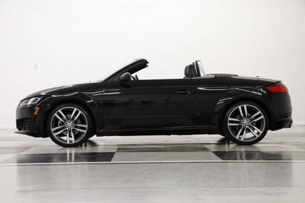 CAMERA - NAVIGATION Black 2018 Audi TT 2 0T Roadster Convertible for sale in Clinton, MO – photo 20