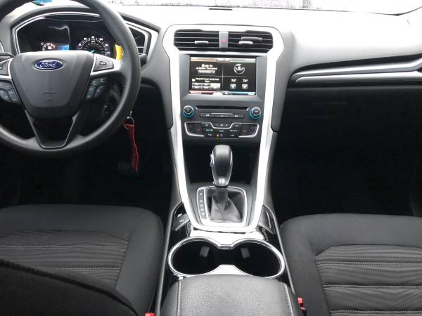 2016 Ford Fusion se !! excellent condition !!! - cars & trucks - by... for sale in South Ozone Park, NY – photo 23