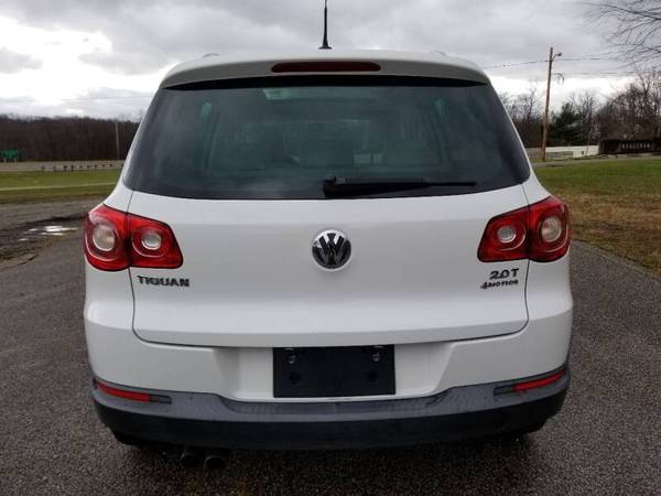 2010 VW TIGUAN 4MOTION 88K - cars & trucks - by owner - vehicle... for sale in Akron, OH – photo 7