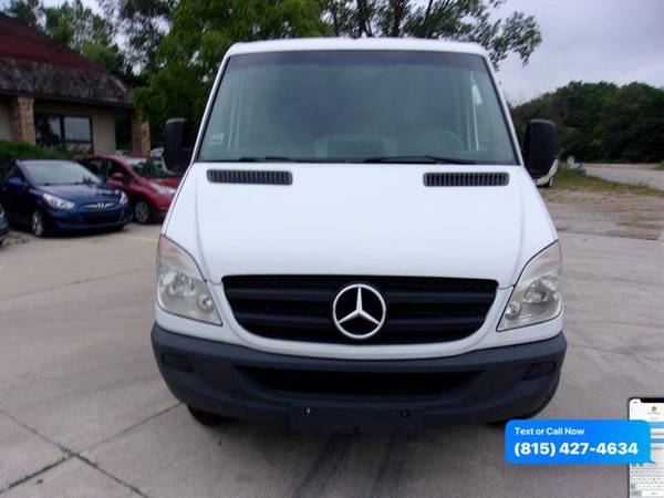 2012 Mercedes-Benz Sprinter 2500 Cargo Standard w/144 WB Van 3D for sale in Woodstock, IL – photo 2
