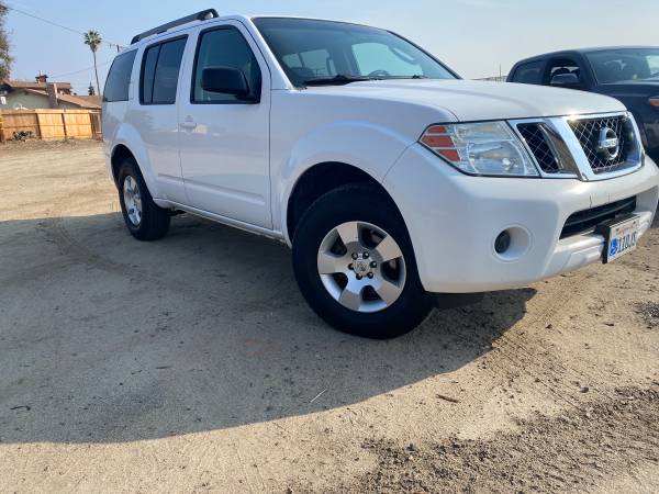 2008 Nissan pathfinder - cars & trucks - by owner - vehicle... for sale in Visalia, CA – photo 4