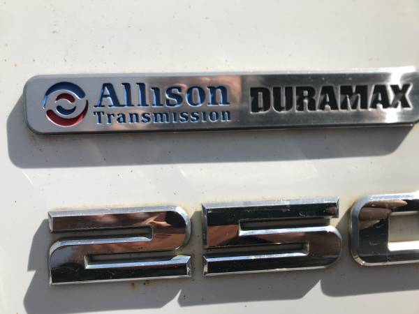 2007 GMC 2500 HD 4X4 Duramax diesel Allison transmission new body for sale in Virginia Beach, NC – photo 3