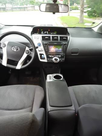 2013 Toyota Prius V for sale in Harwood Heights, IL – photo 5