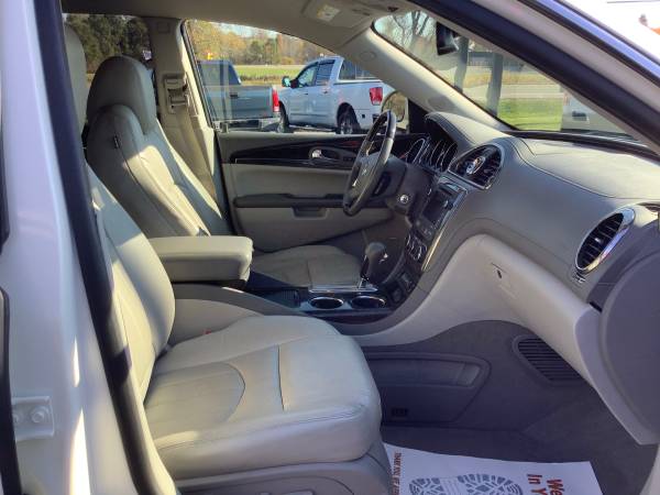 Fully Loaded! 2015 Buick Enclave! AWD! Third Row! - cars & trucks -... for sale in Ortonville, OH – photo 20
