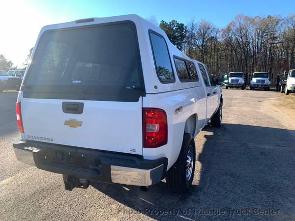 *Chevrolet* *3500HD 4X4 CREW CAB JUST 25k MILES SRW ONE TON - cars &... for sale in FRANKLINTON, RI – photo 8