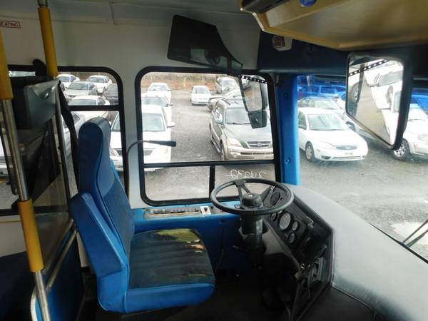 2002 Freightliner Bus for sale in Upper Marlboro, District Of Columbia – photo 12