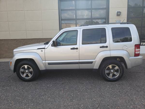 2008 JEEP LIBERTY SPORT 4WD,, Clean carfax for sale in Minneapolis, MN – photo 12