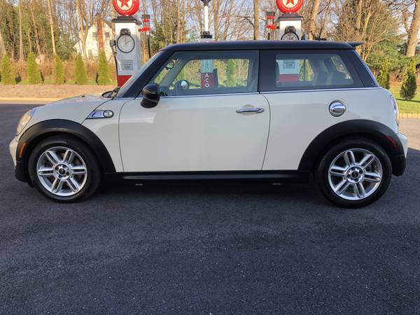2012 Mini Cooper S Automatic Cold Weather Package Excellent... for sale in Palmyra, PA – photo 8