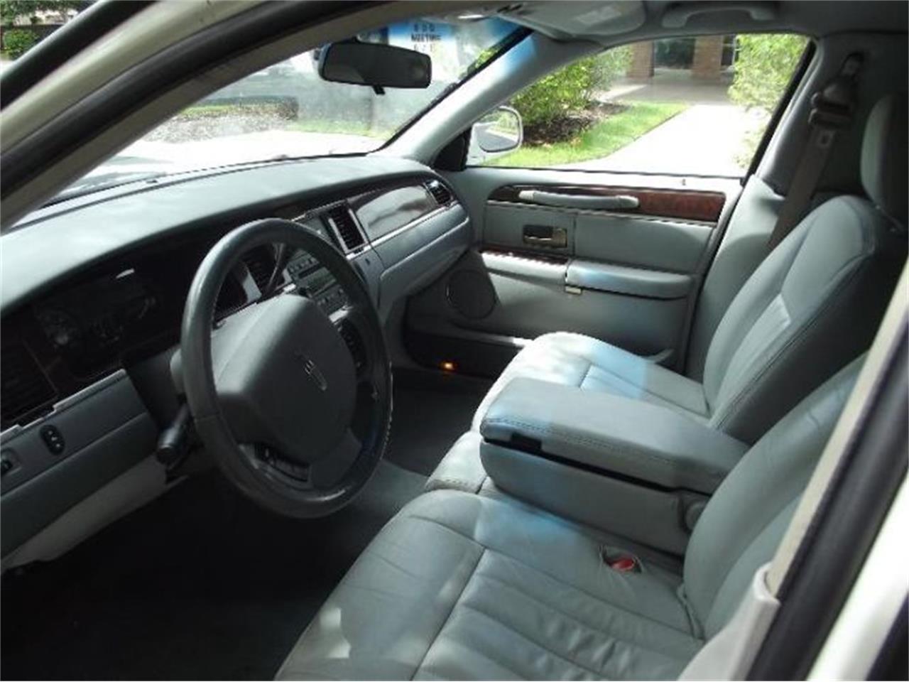 2006 Lincoln Town Car for sale in Cadillac, MI – photo 27
