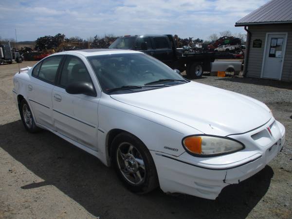 2003 Pontiac Grand Am - - by dealer - vehicle for sale in Dorchester, WI – photo 2