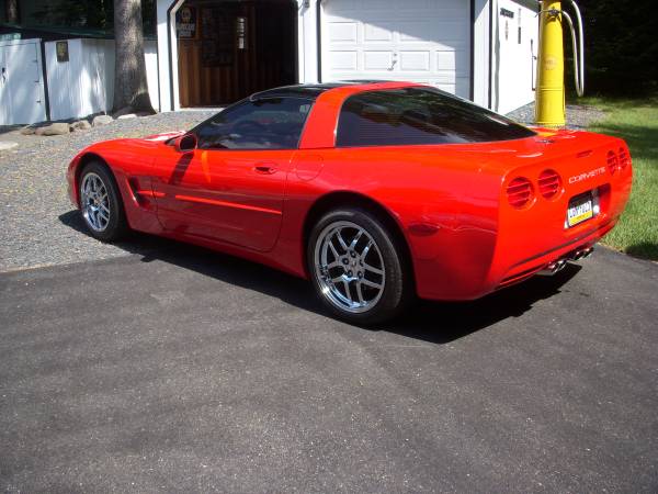 1998 CORVETTE COUPE - cars & trucks - by owner - vehicle automotive... for sale in Bartonsville, PA – photo 2