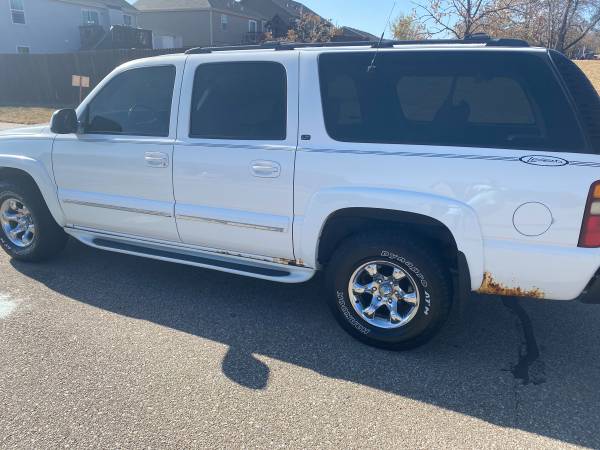 2001 Chevy Suburban - cars & trucks - by owner - vehicle automotive... for sale in Fort Riley, KS – photo 7