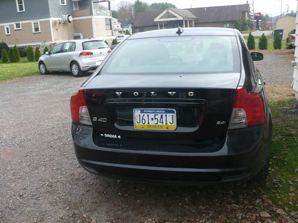2010 Volvo S40 5 Speed Manual Trans - - by dealer for sale in Shavertown, PA – photo 4