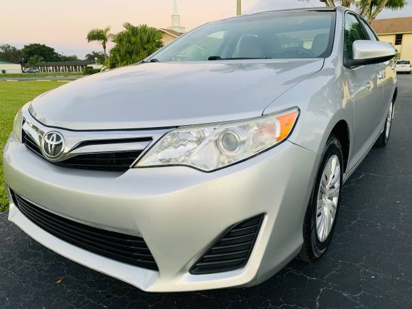 2012 Toyota Camry le - cars & trucks - by dealer - vehicle... for sale in Naples, FL – photo 2