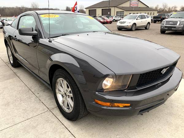 2007 Ford Mustang 2dr Cpe Premium - cars & trucks - by dealer -... for sale in Chesaning, MI – photo 3