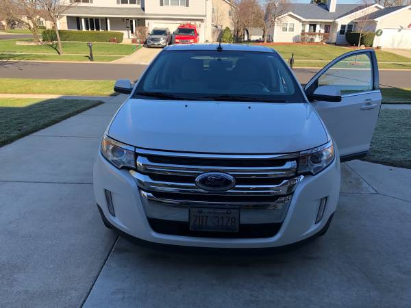Ford Edge Limited AWD - cars & trucks - by owner - vehicle... for sale in Oswego, IL – photo 2