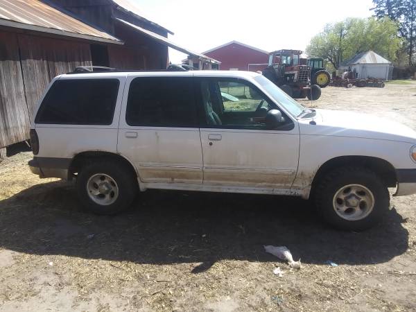 1999 ford explorer for sale in Perham, ND – photo 7