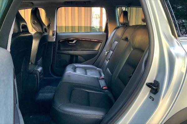 2013 Volvo XC70 3.2 Premier Wagon 4D Wagon - cars & trucks - by... for sale in Sykesville, MD – photo 14