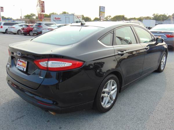 2016 Ford Fusion SE - cars & trucks - by dealer - vehicle automotive... for sale in Midlothian, IL – photo 17