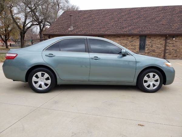 2007 Toyota Camry LE 128k Miles - cars & trucks - by dealer -... for sale in Wichita, KS – photo 6